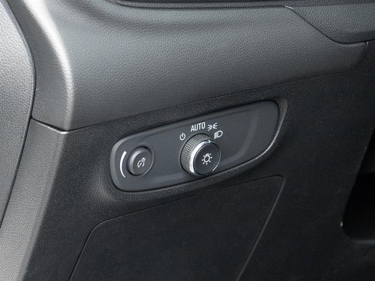 2026 Buick Encore GX Sport Touring Photo