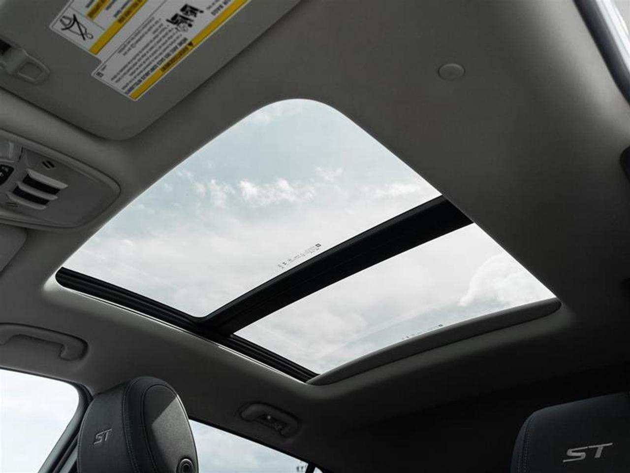 2026 Buick Encore GX Sport Touring Photo