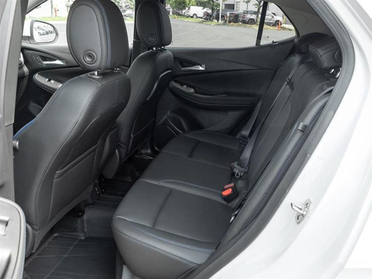 2026 Buick Encore GX Sport Touring Photo