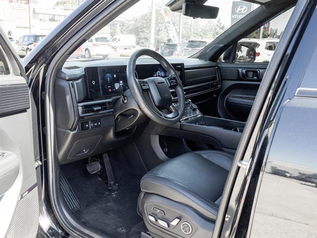 2024 Hyundai Santa Fe 2.5T Ultimate Calligraphy AWD 6-Pass Photo