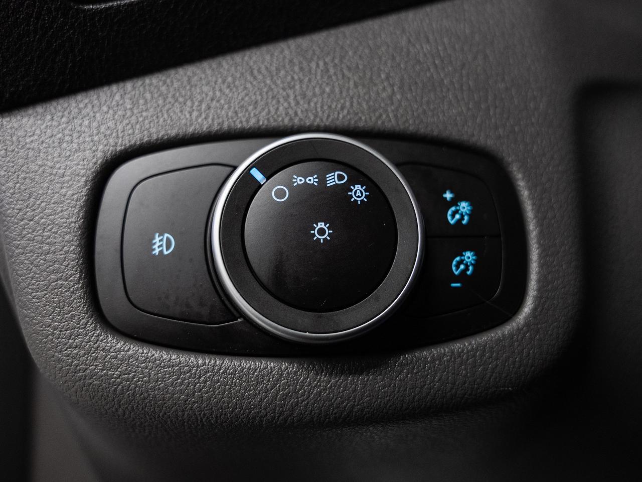 2022 Ford Transit Connect XLT | Dual Doors | Backup Cam | BSM | CarPlay