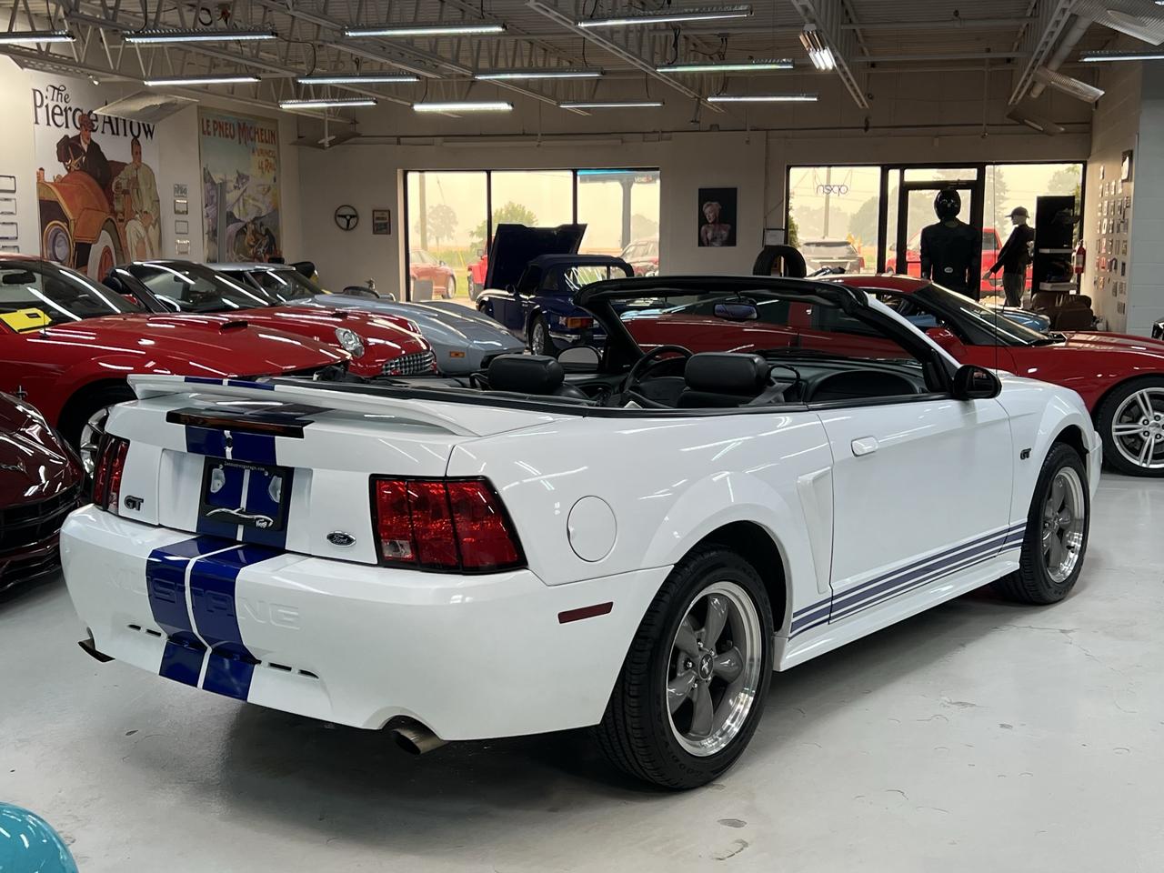 2000 Ford Mustang 2dr Convertible GT Photo