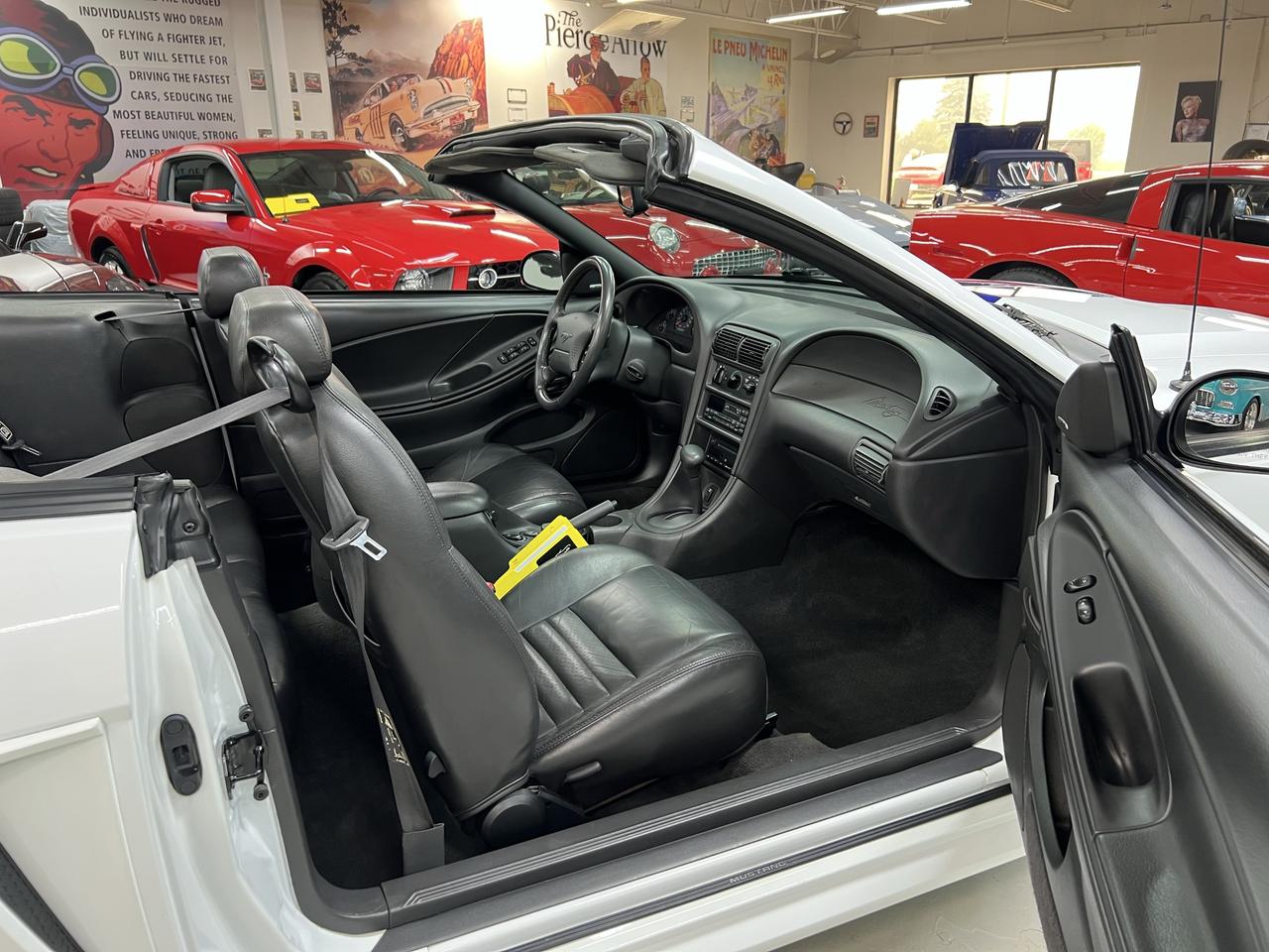 2000 Ford Mustang 2dr Convertible GT Photo