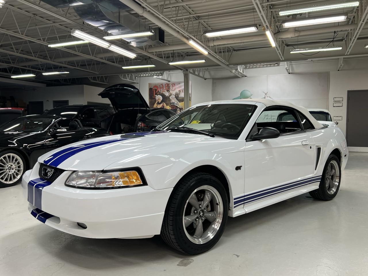2000 Ford Mustang 2dr Convertible GT Photo