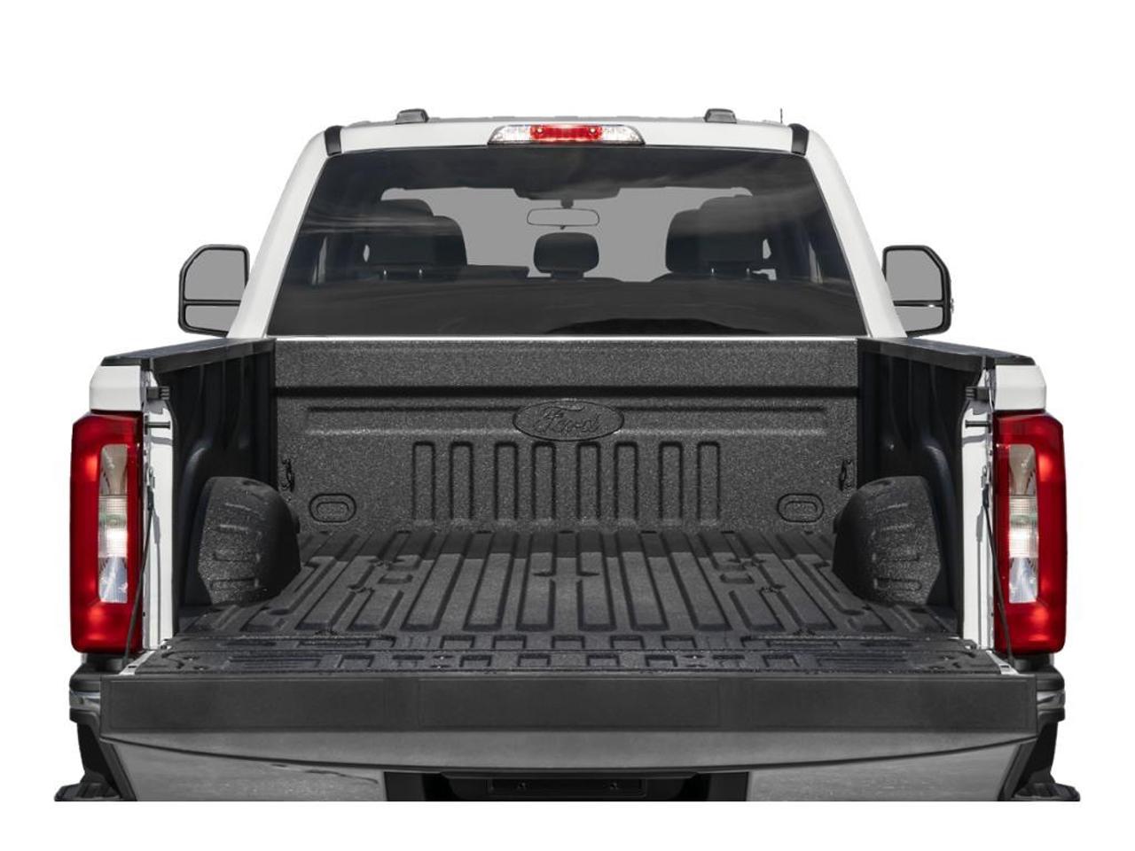 2023 Ford F-350 XLT Photo