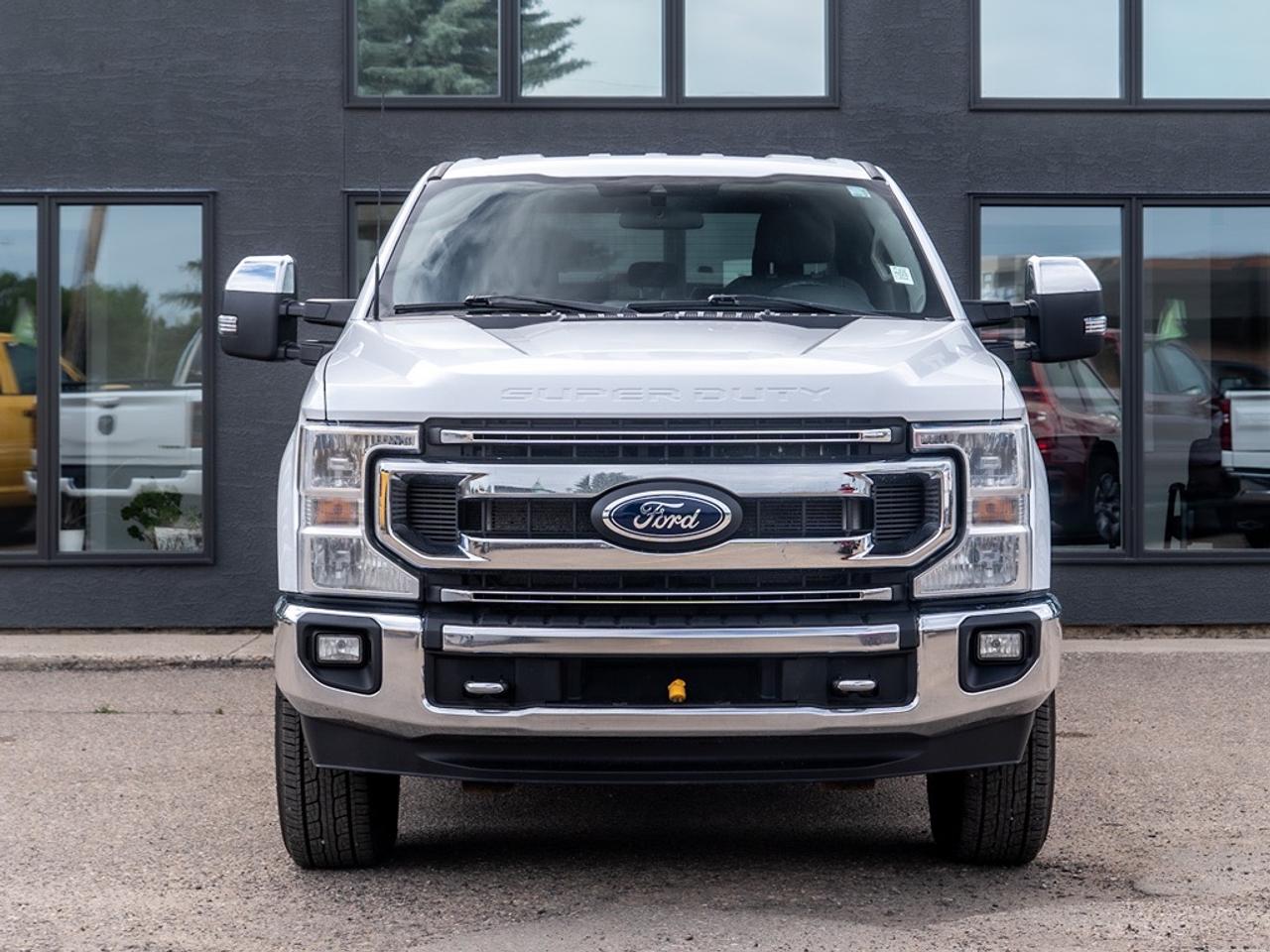 2022 Ford SUPER DUTY F-350 SRW XLT 4WD Crew Cab 8' Box DEAL PENDING Photo22