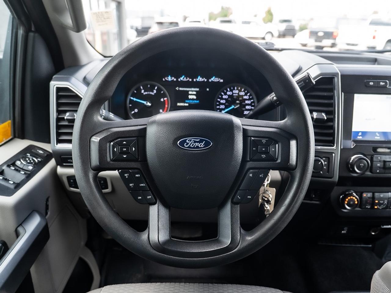 2022 Ford SUPER DUTY F-350 SRW XLT 4WD Crew Cab 8' Box DEAL PENDING Photo28