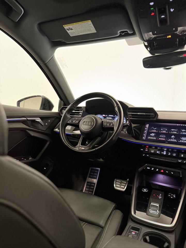 2022 Audi A3 PROGRESSIV | S-LINE | SELF PARK ASSIST! Photo
