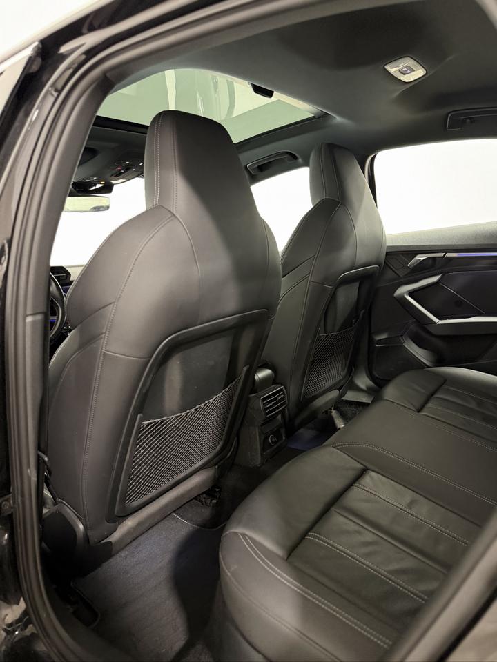 2022 Audi A3 PROGRESSIV | S-LINE | SELF PARK ASSIST! Photo
