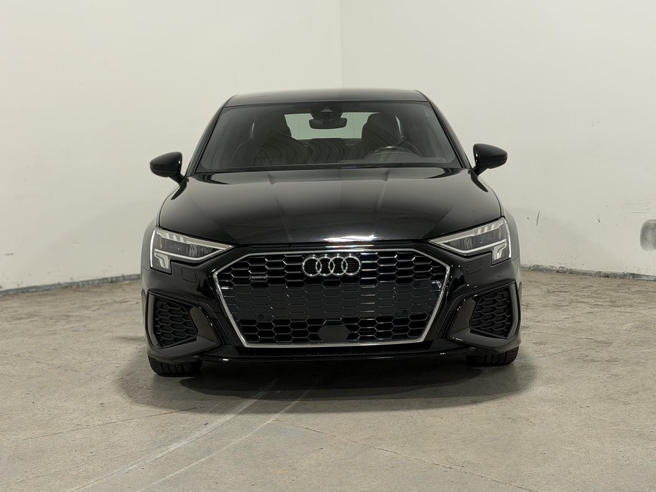 2022 Audi A3 PROGRESSIV | S-LINE | SELF PARK ASSIST! Photo1