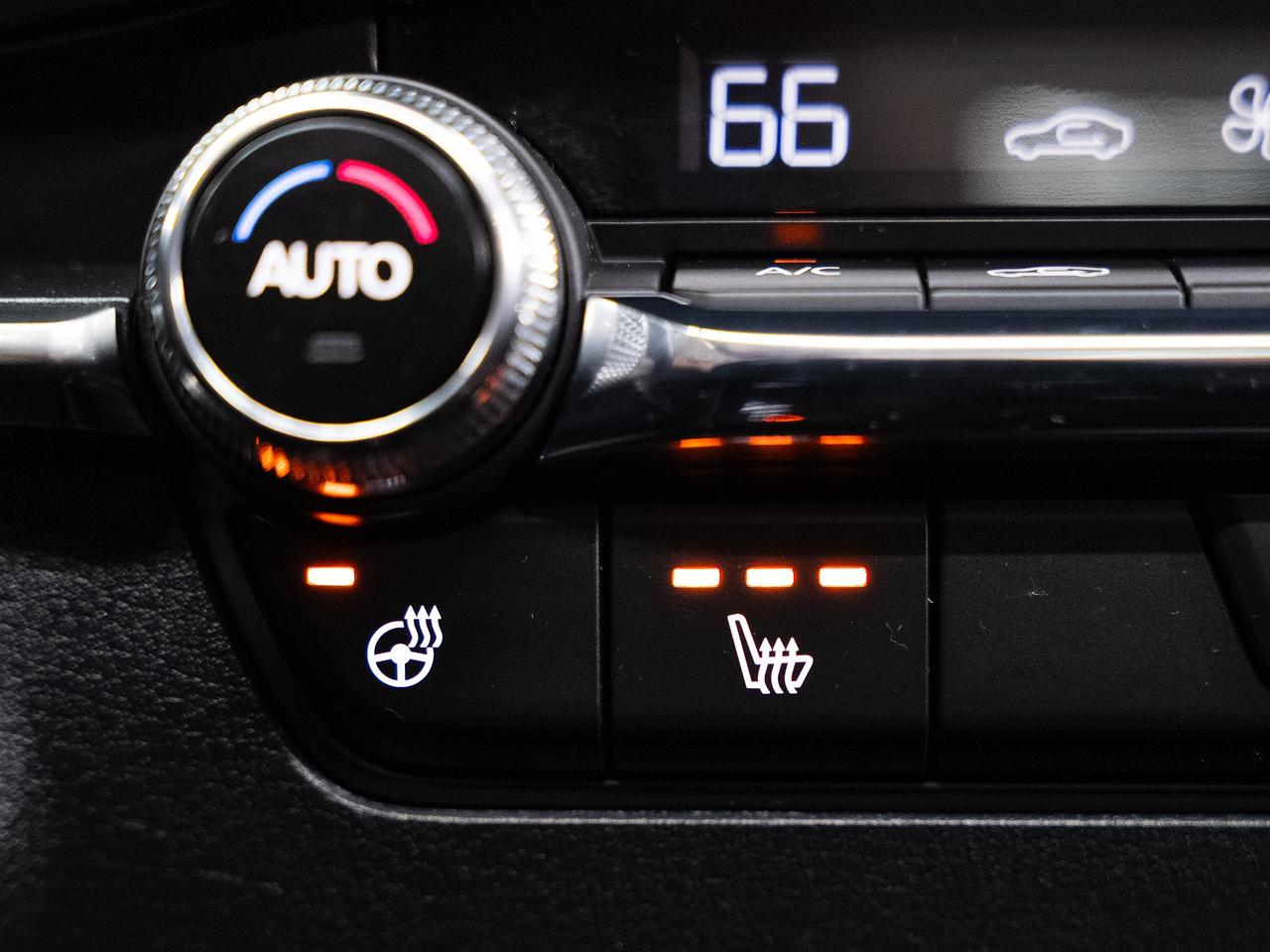 2024 Mazda MAZDA3 GT TURBO AWD | Nav | Leather | Sunroof | CarPlay