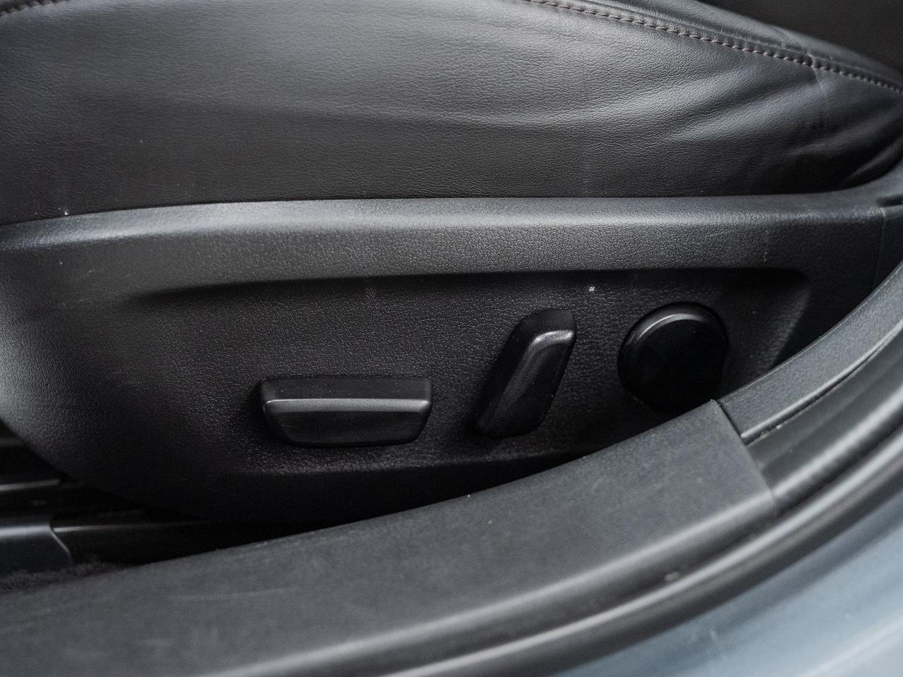 2024 Mazda MAZDA3 GT TURBO AWD | Nav | Leather | Sunroof | CarPlay