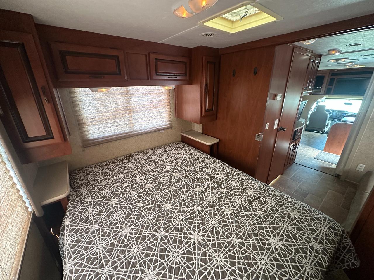 2011 Forest River Sunseeker 3170DS 