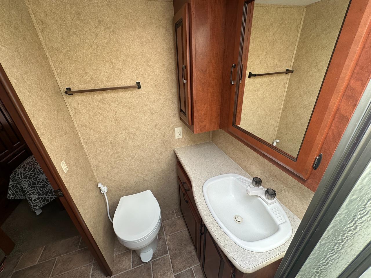 2011 Forest River Sunseeker 3170DS 