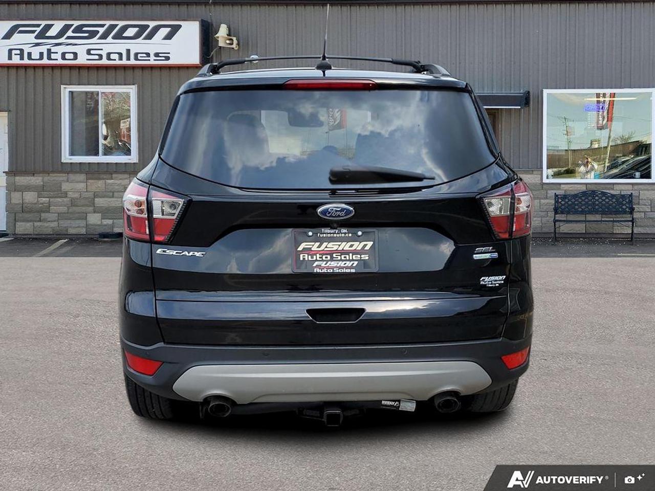 2018 Ford Escape SEL 4WD-LEATHER-PAN ROOF-NAVIGATION-REMOTE START Photo4