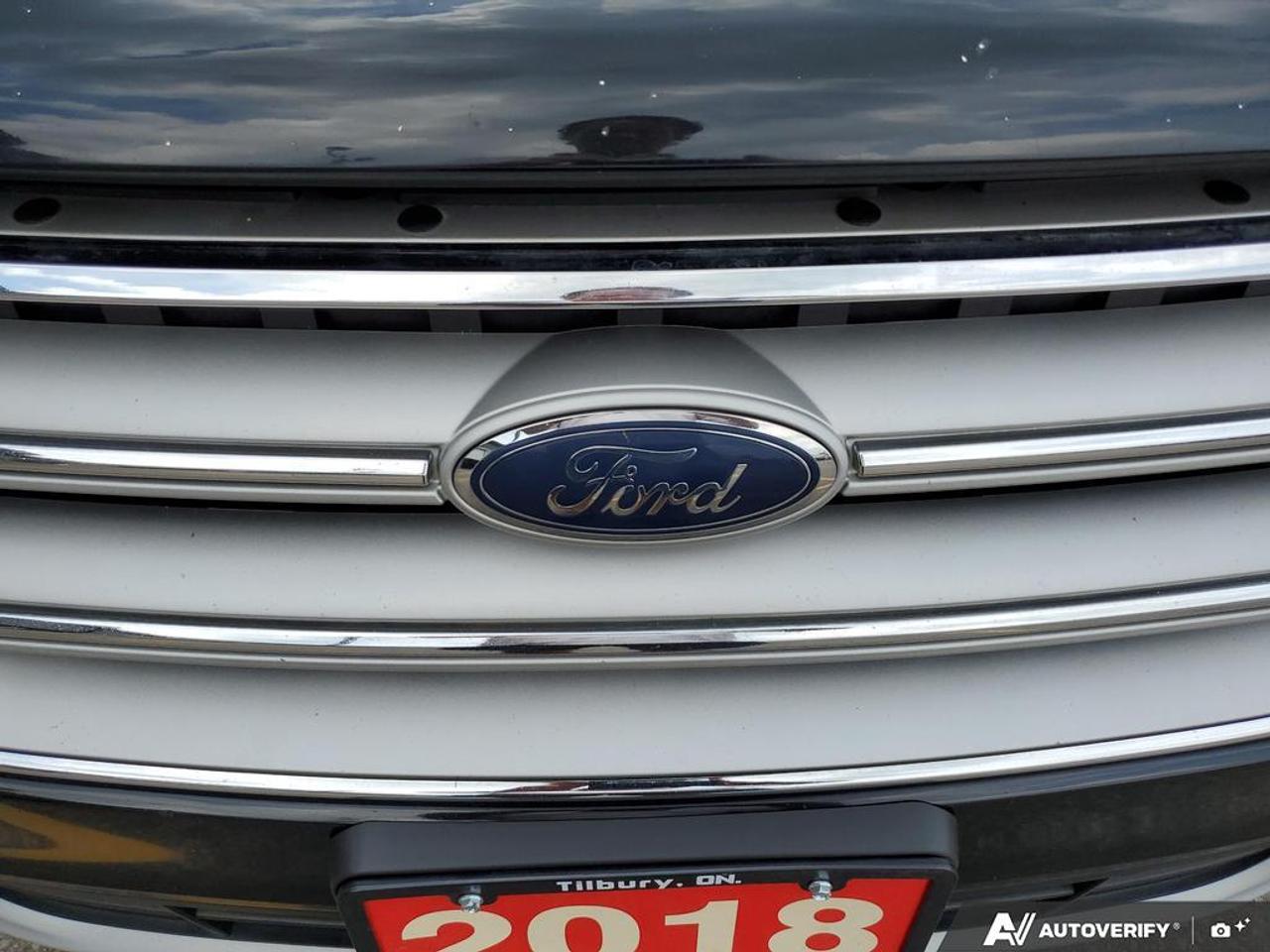 2018 Ford Escape SEL 4WD-LEATHER-PAN ROOF-NAVIGATION-REMOTE START Photo