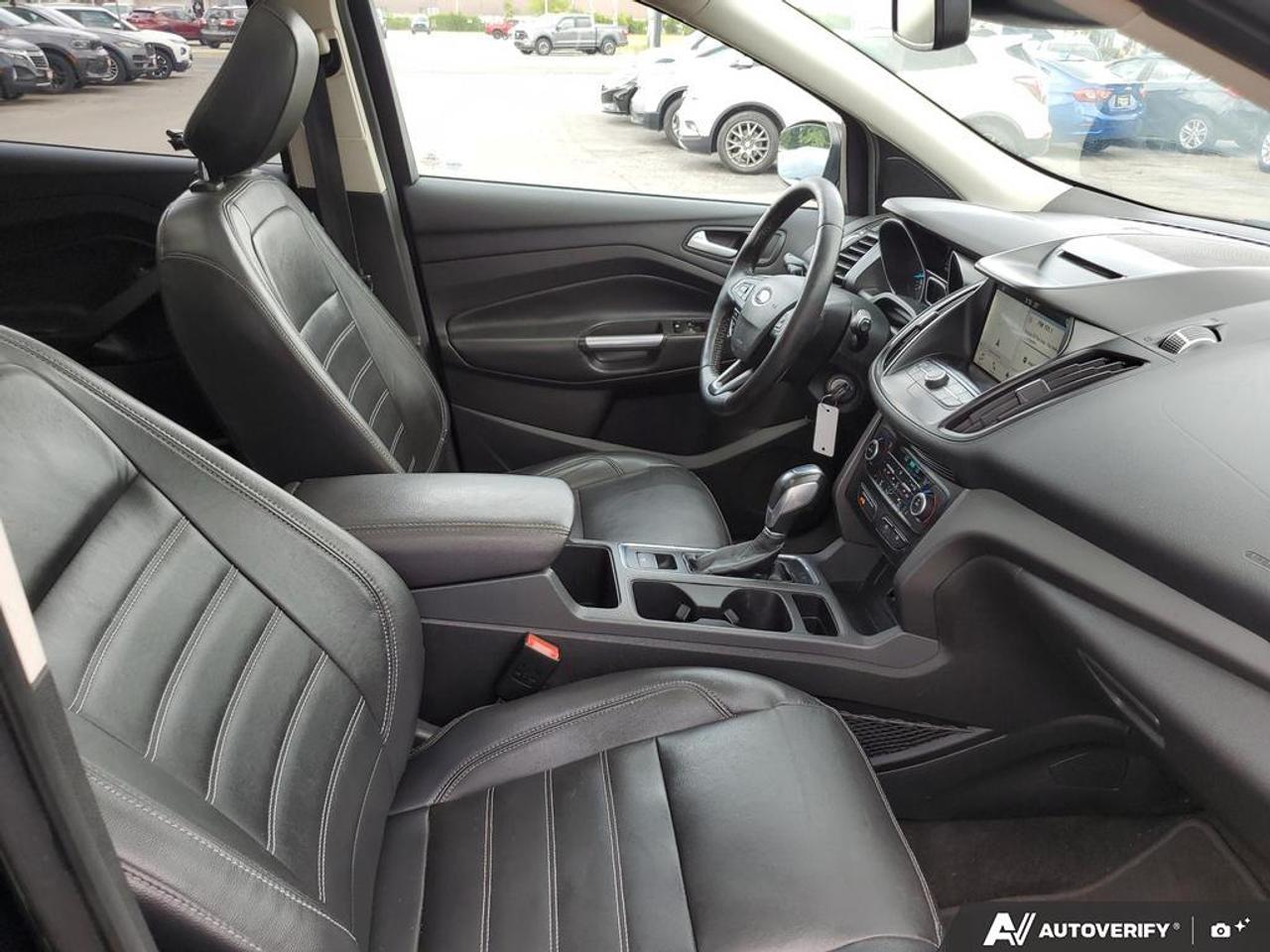 2018 Ford Escape SEL 4WD-LEATHER-PAN ROOF-NAVIGATION-REMOTE START Photo