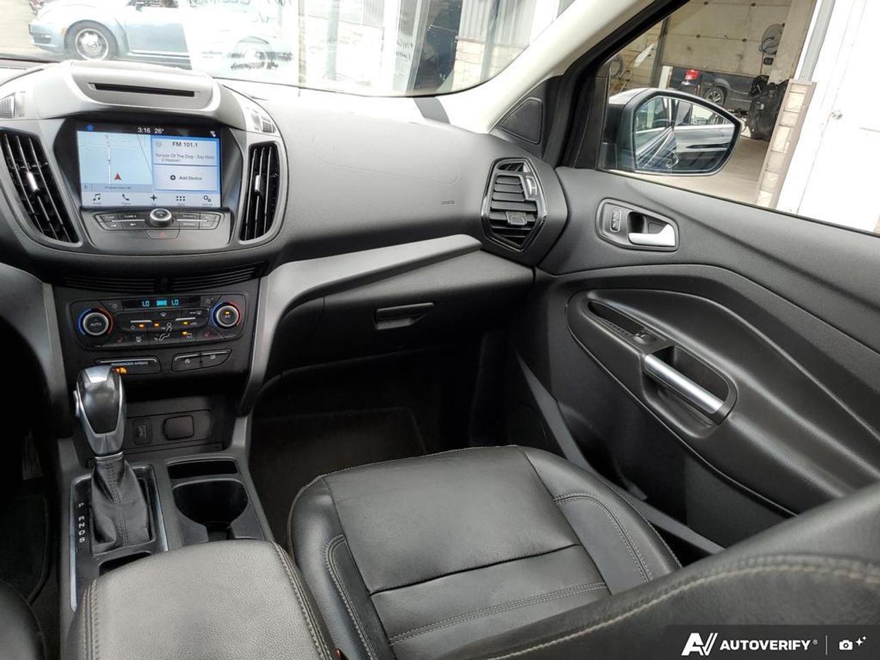 2018 Ford Escape SEL 4WD-LEATHER-PAN ROOF-NAVIGATION-REMOTE START Photo