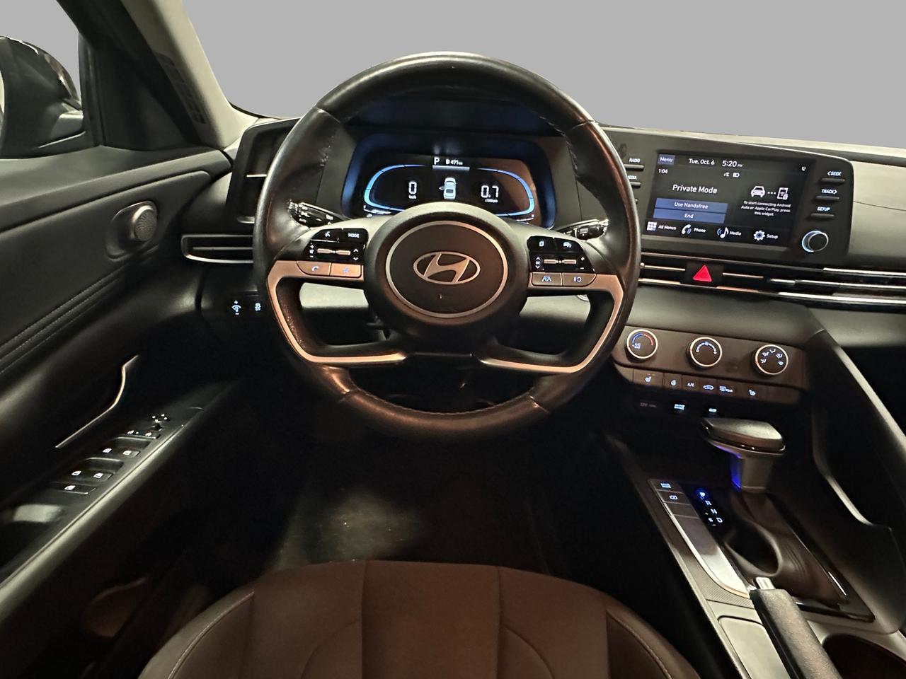 2024 Hyundai Elantra PREFERRED | BACK UP CAM | HTD STS | BLUETOOTH | Photo