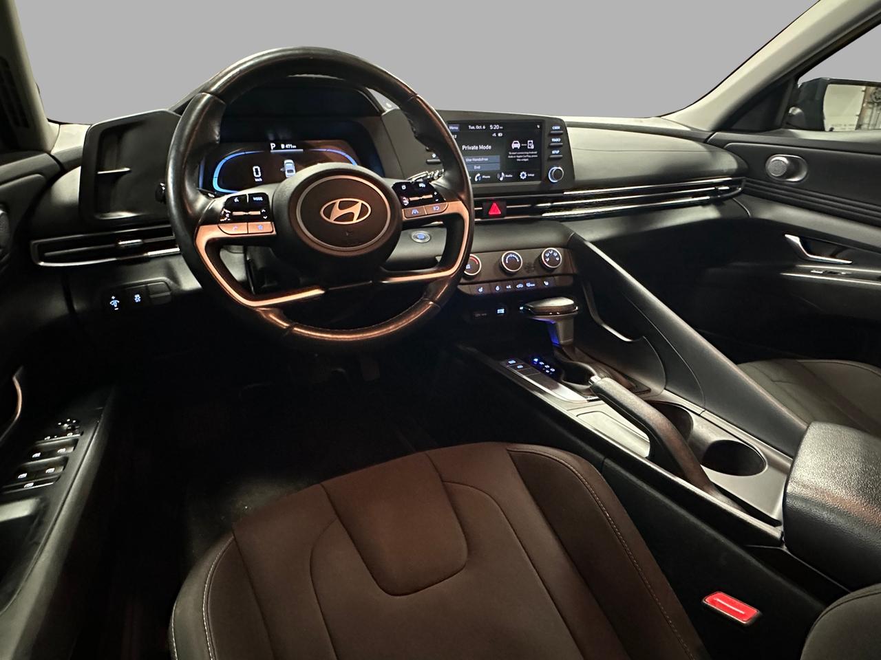 2024 Hyundai Elantra PREFERRED | BACK UP CAM | HTD STS | BLUETOOTH | Photo