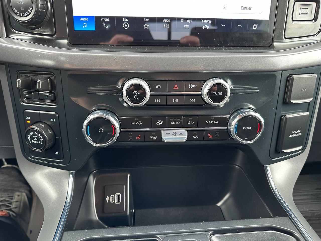 2025 Ford F-150 XLT Photo
