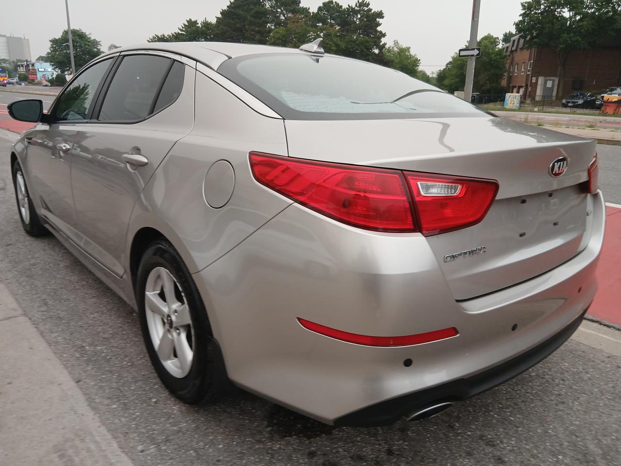 2015 Kia Optima LX-EXTRA CLEAN- ONLY 158K-BLUETOOTH-AUX-USB-ALLOYS Photo
