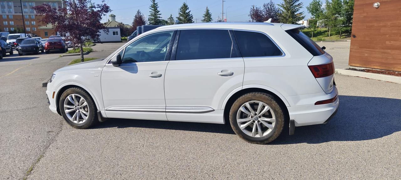2017 Audi Q7 3.0T Technik - Photo #8