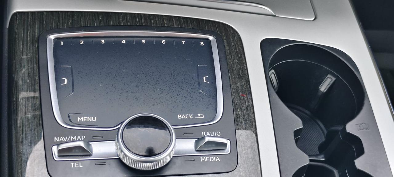 2017 Audi Q7 3.0T Technik - Photo #27