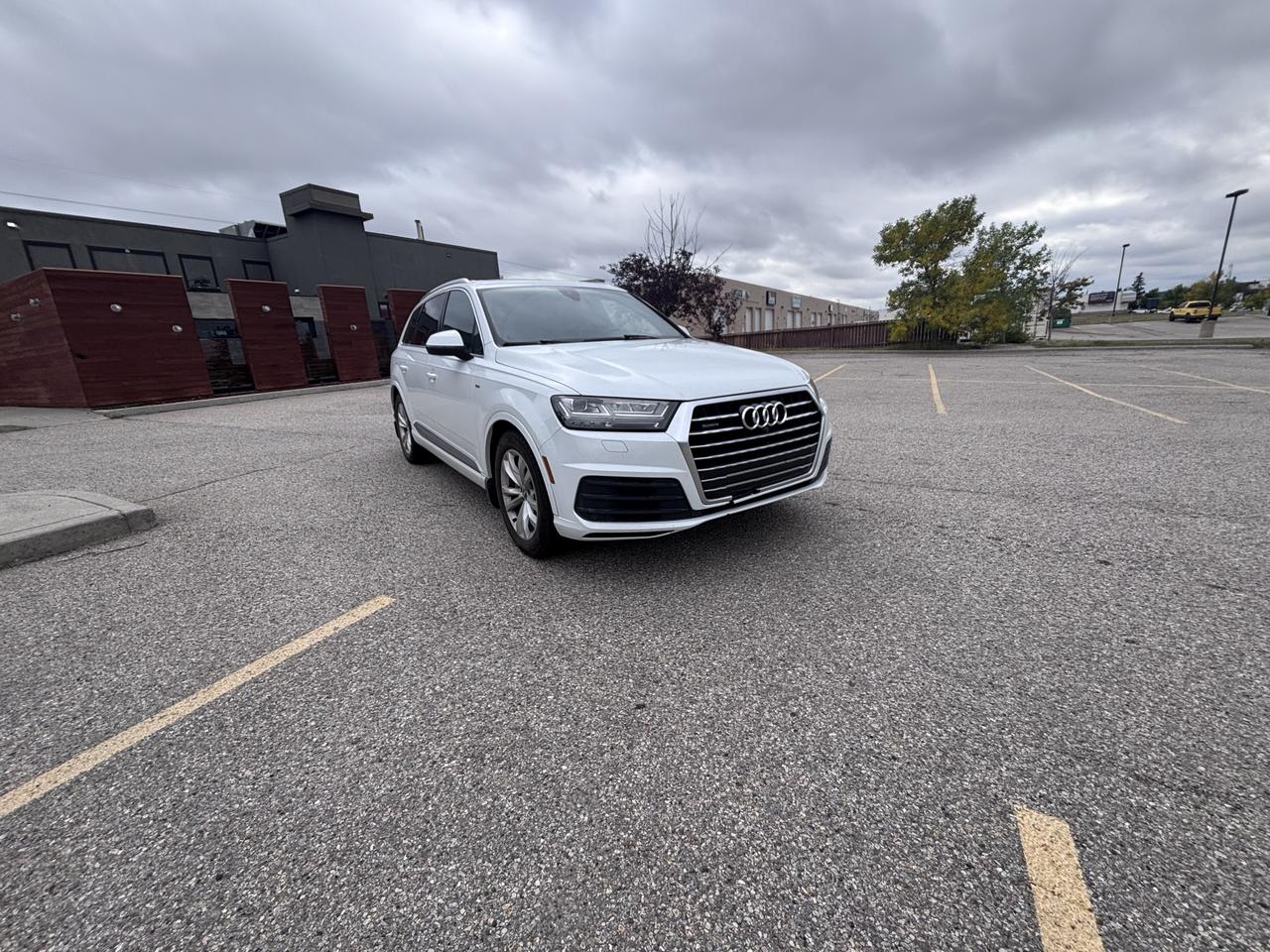 2017 Audi Q7 3.0T Technik - Photo #3