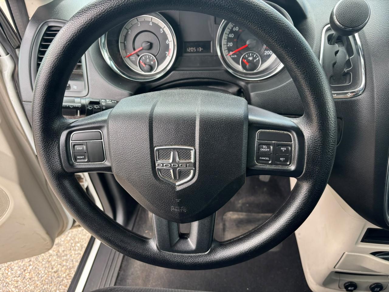2016 Dodge Grand Caravan CANADA VALUE PACKAGE Photo