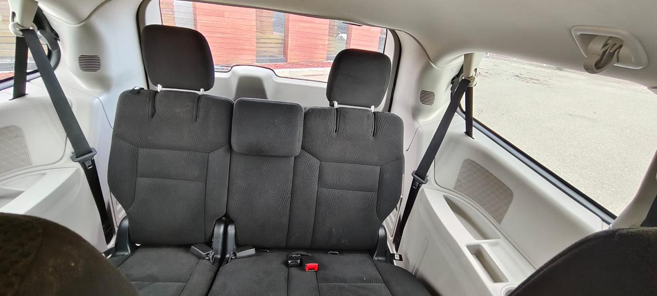 2016 Dodge Grand Caravan CANADA VALUE PACKAGE Photo