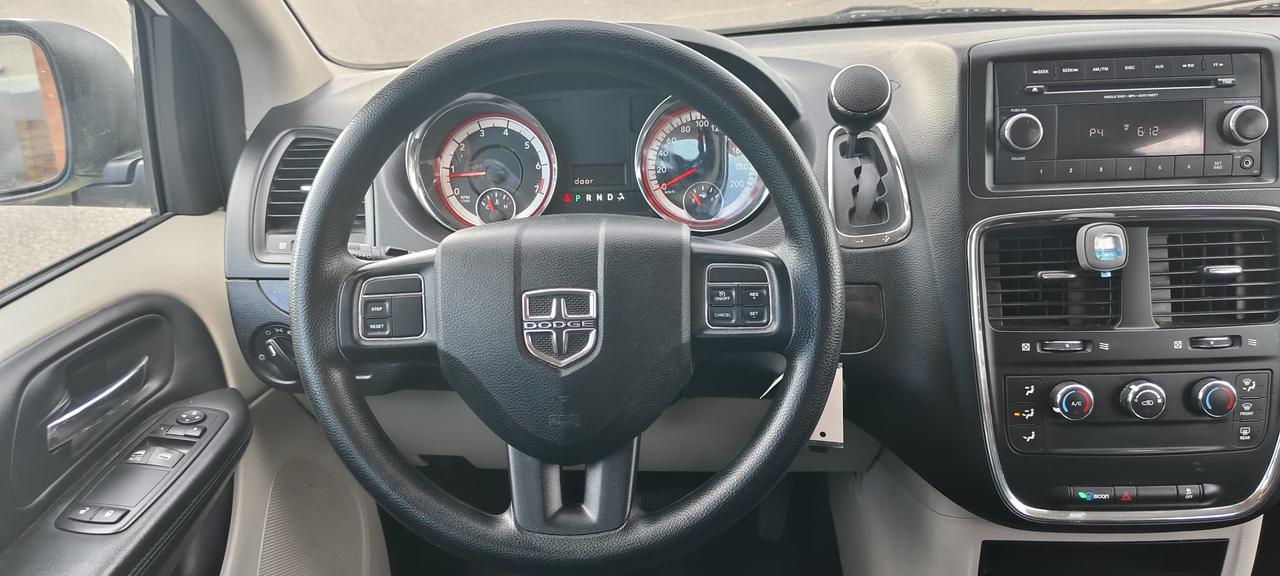 2016 Dodge Grand Caravan CANADA VALUE PACKAGE Photo