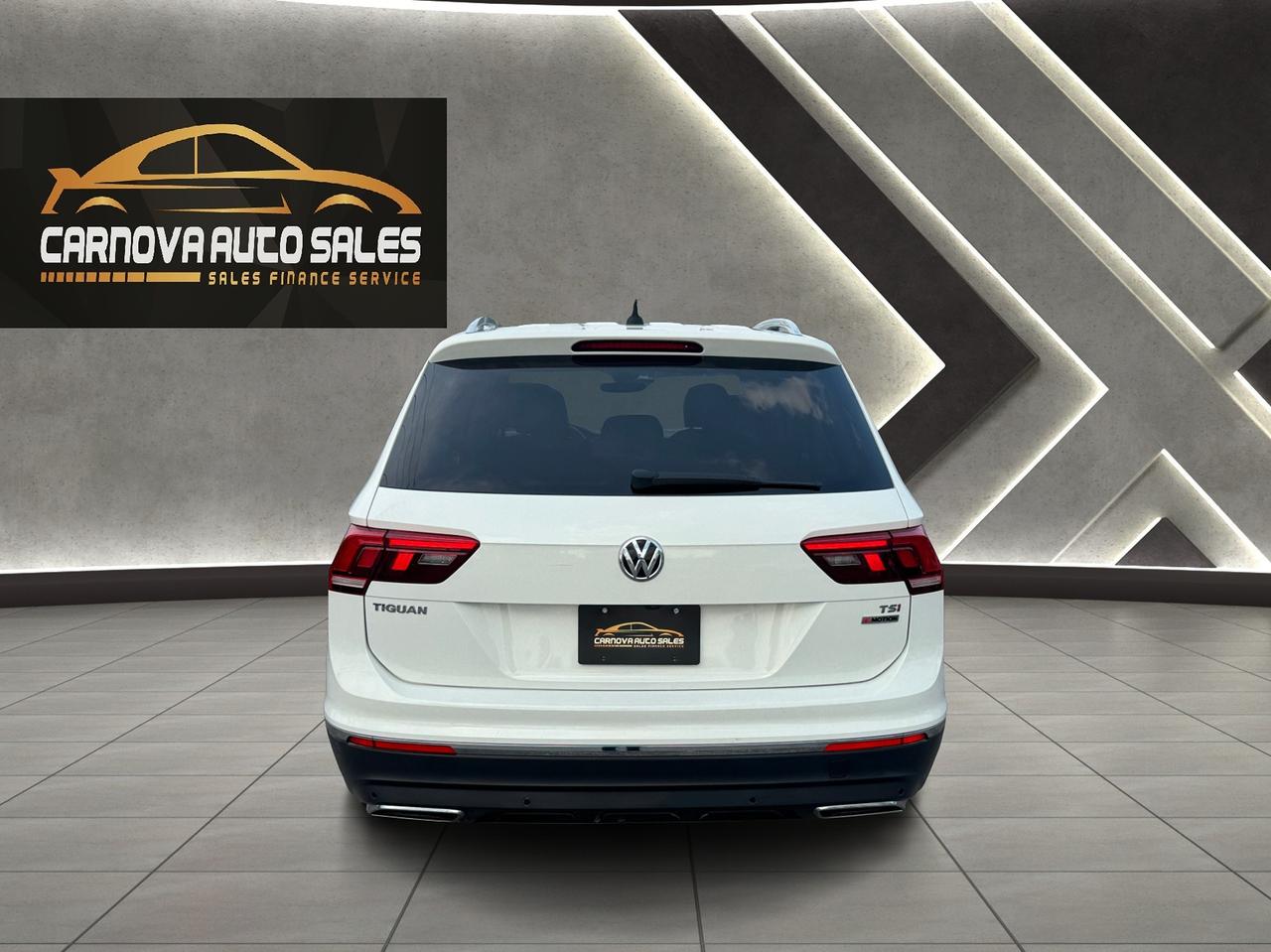 2018 Volkswagen Tiguan Highline 4MOTION+CLEAN CARFAX Photo