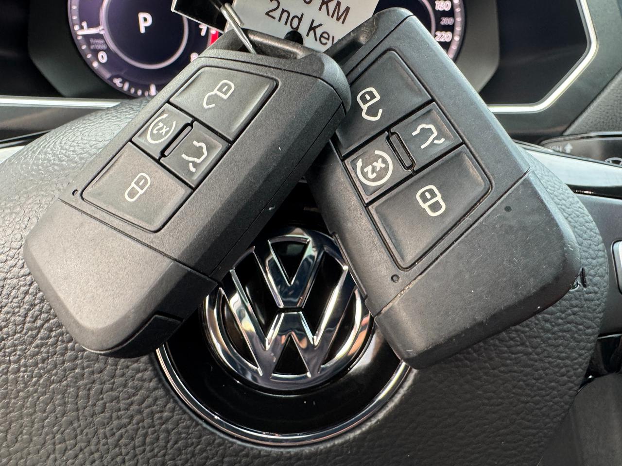 2018 Volkswagen Tiguan Highline 4MOTION+CLEAN CARFAX Photo