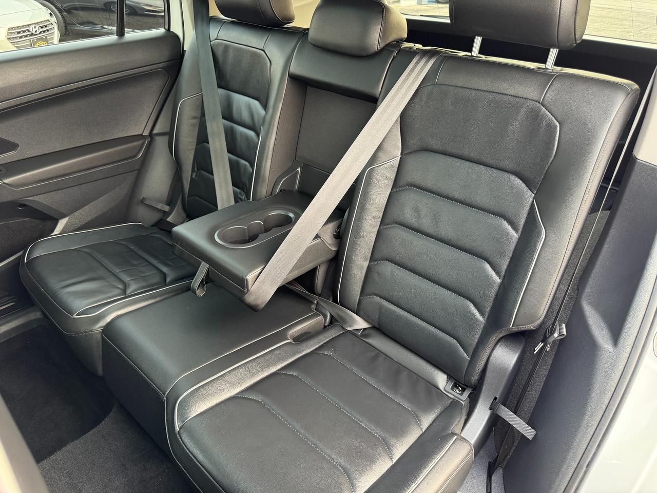 2018 Volkswagen Tiguan Highline 4MOTION+CLEAN CARFAX Photo