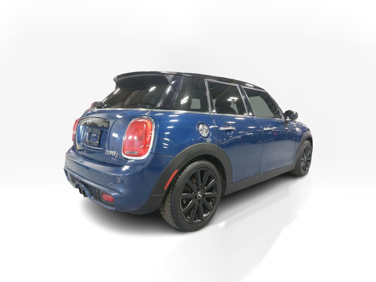 2016 MINI Cooper 5dr HB S Photo