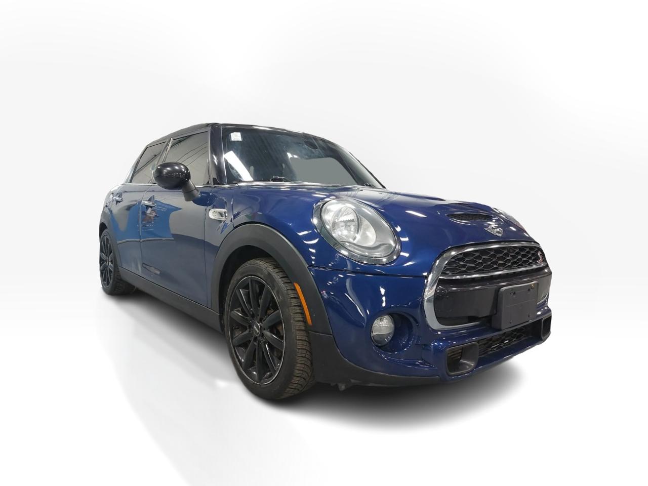 2016 MINI Cooper 5dr HB S Photo2