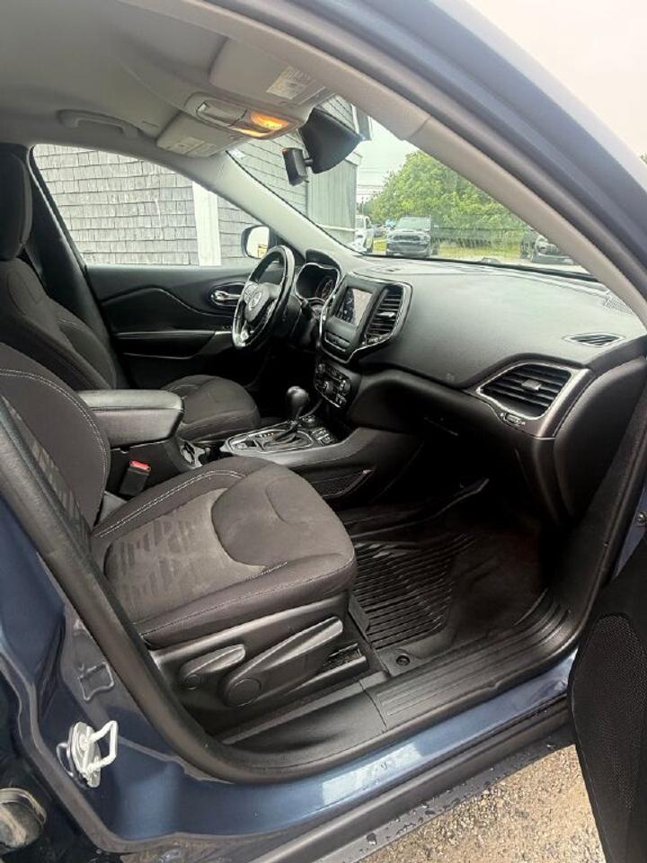 2021 Jeep Cherokee North Photo