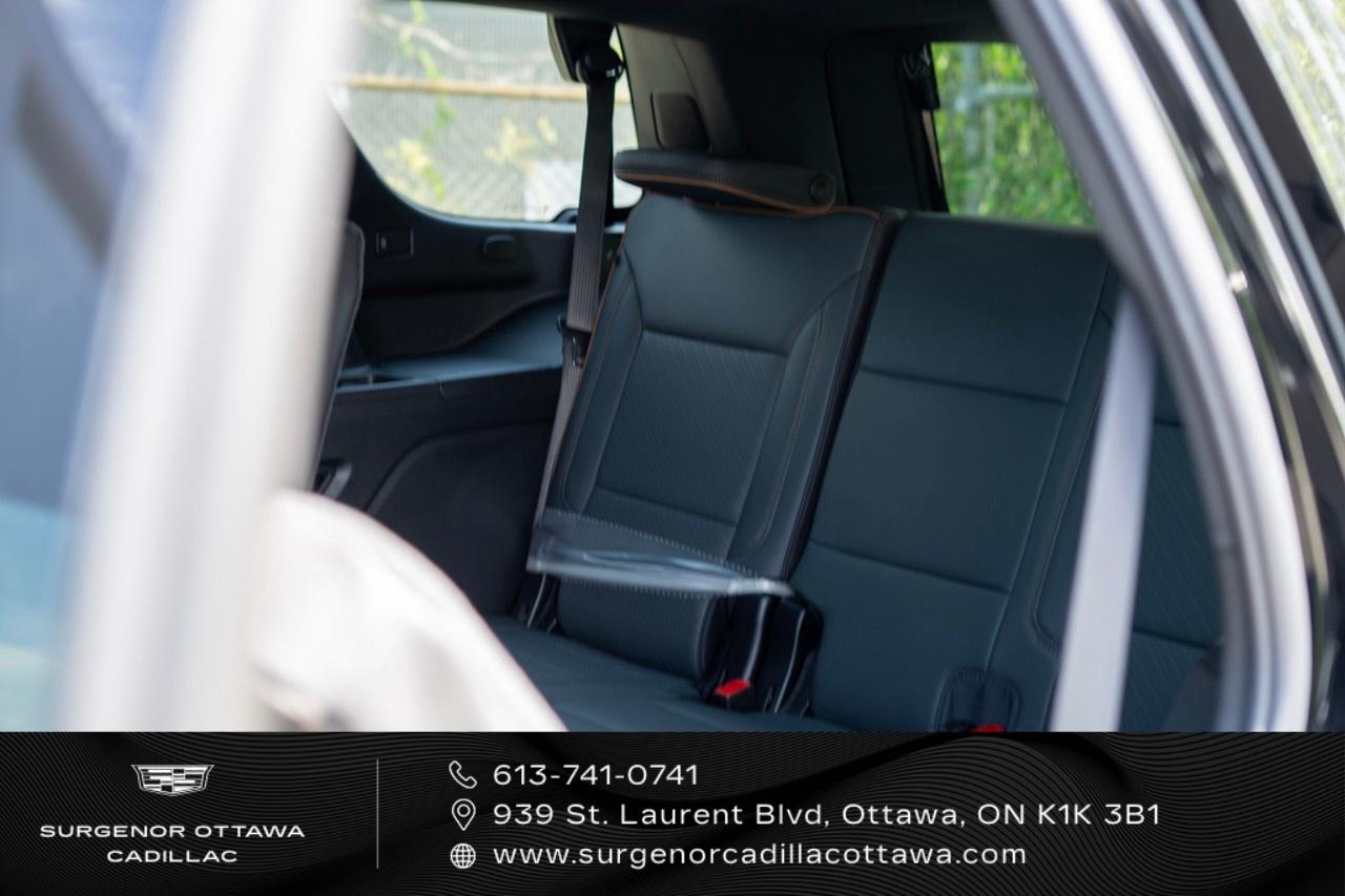 2026 GMC Yukon 4WD 4dr AT4 Photo