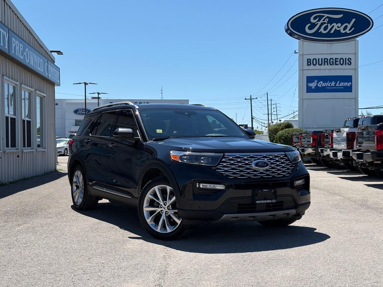 2023 Ford Explorer Platinum 4WD Photo