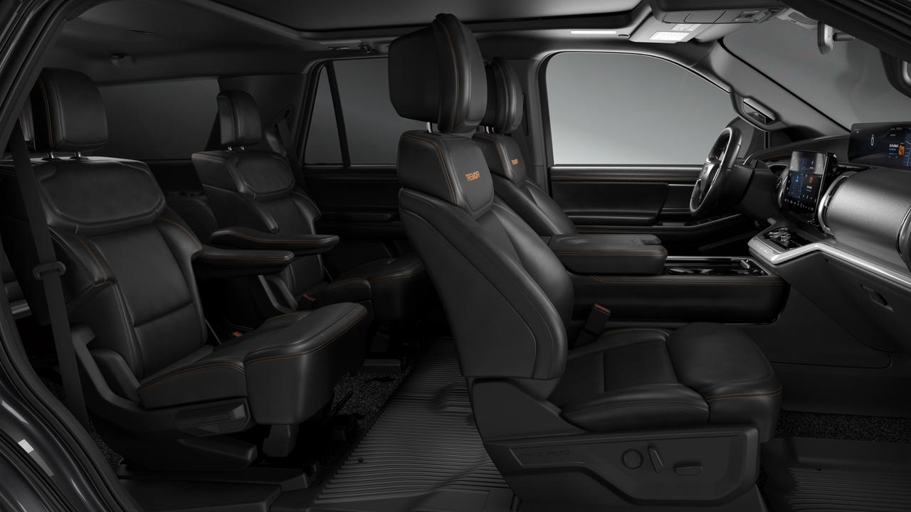 2027 Ford Expedition TREMOR 4X4 Photo