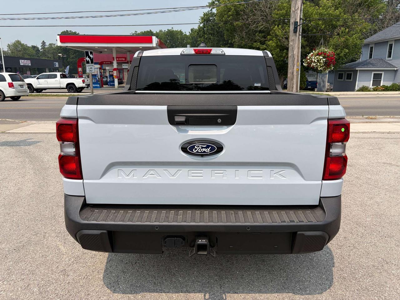 2026 Ford Maverick LARIAT AWD SuperCrew 501A Photo3