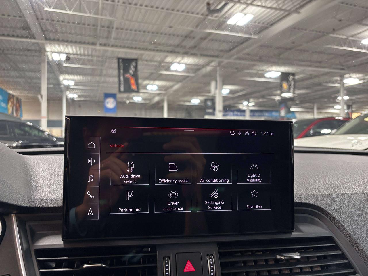 2024 Audi Q5 Komfort|QUATTRO|WIRELESSCHARGING|LEATHER|ALLOYS|+ Photo