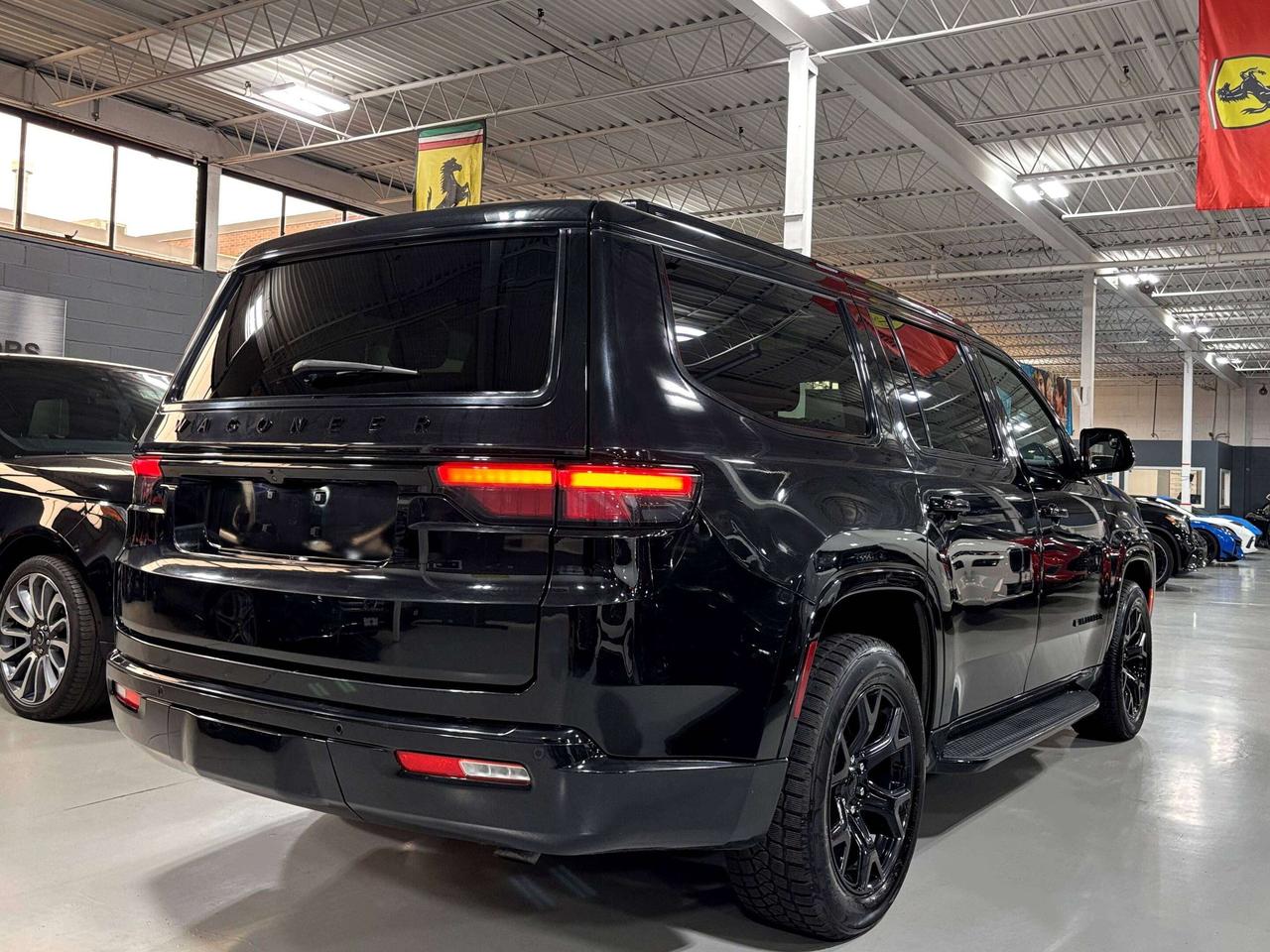 2024 Jeep Wagoneer Series II Carbide|AWD|8PASS|LEATHER|NAV|ALPINE|+++ Photo