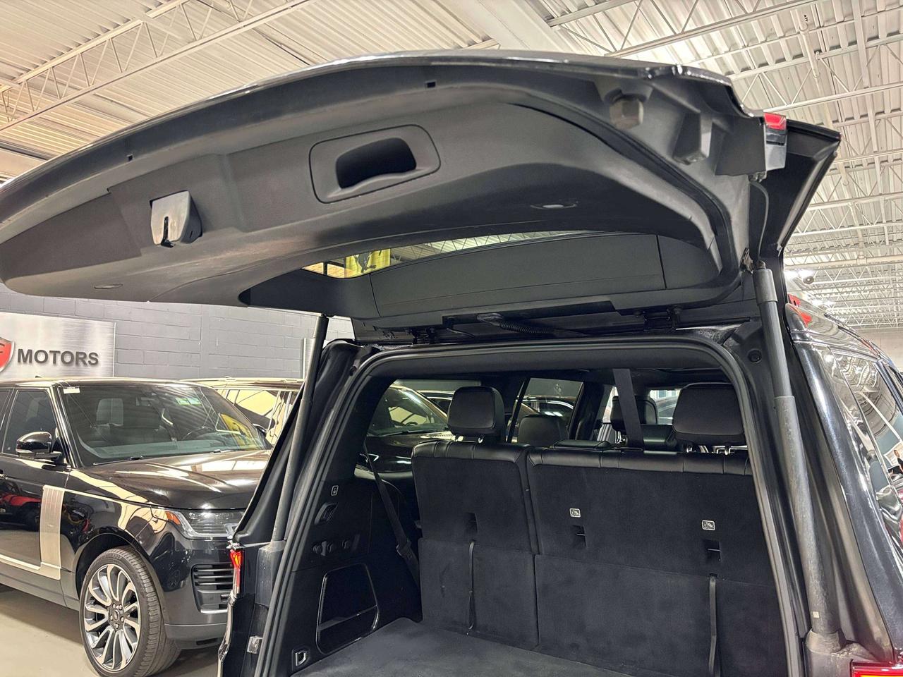 2024 Jeep Wagoneer Series II Carbide|AWD|8PASS|LEATHER|NAV|ALPINE|+++ Photo