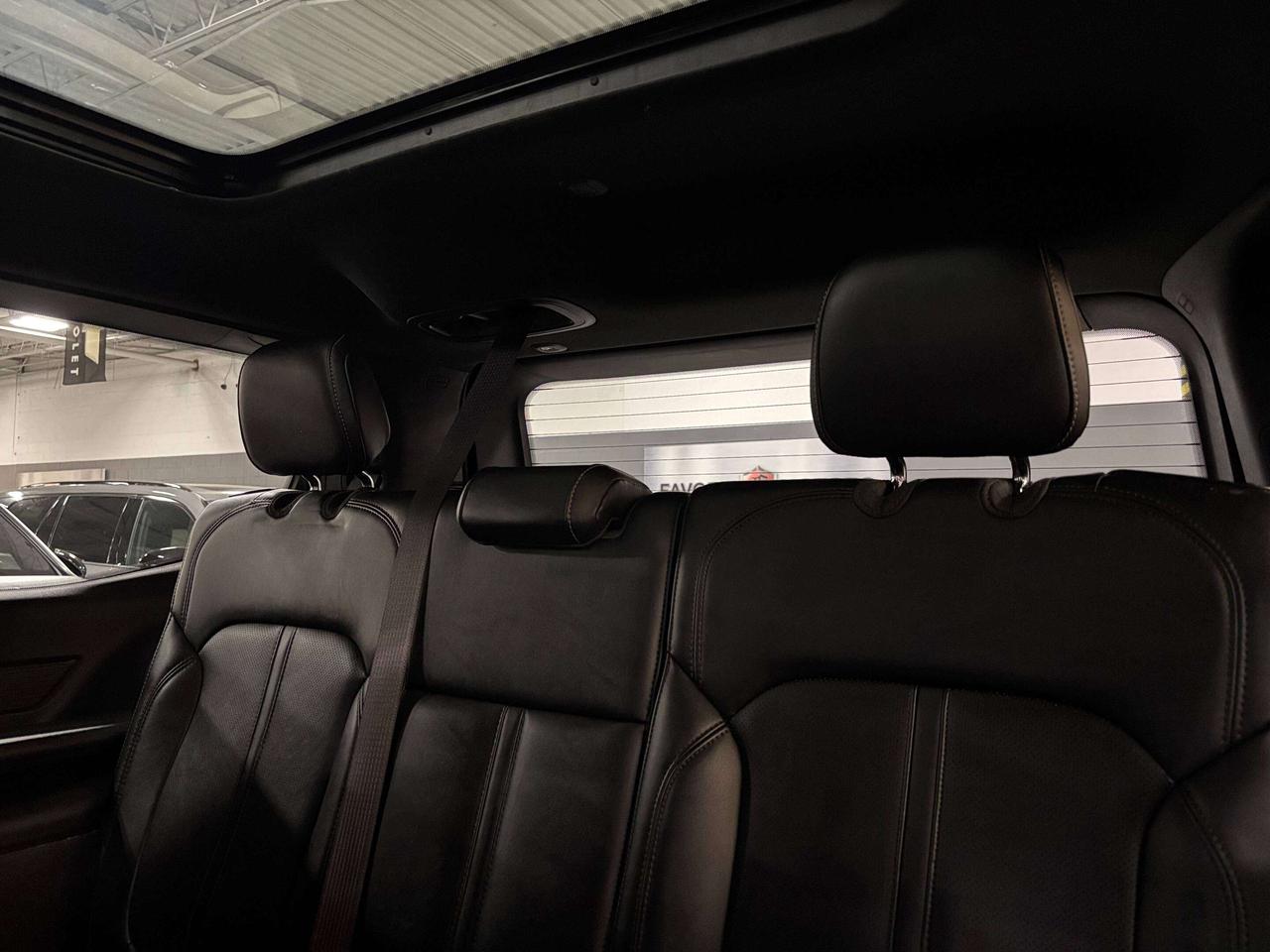 2024 Jeep Wagoneer Series II Carbide|AWD|8PASS|LEATHER|NAV|ALPINE|+++ Photo