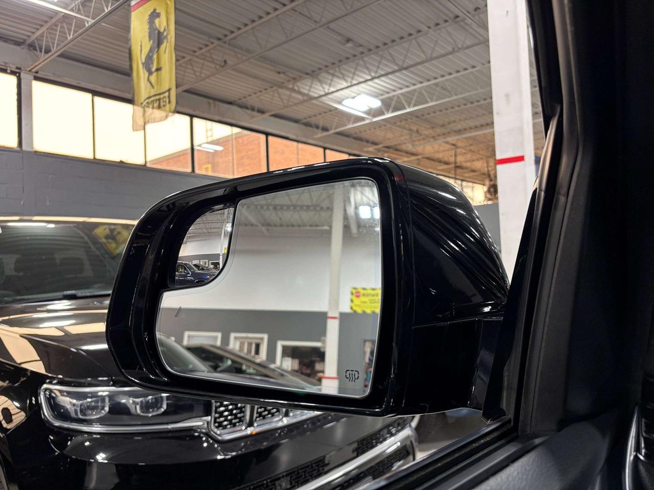 2024 Jeep Wagoneer Series II Carbide|AWD|8PASS|LEATHER|NAV|ALPINE|+++ Photo