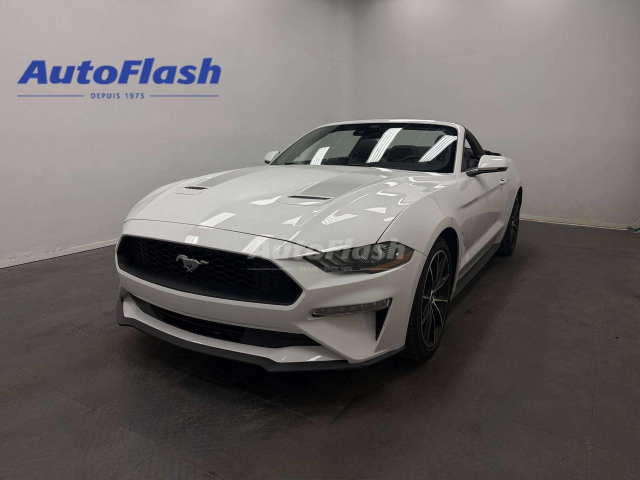 Achetez en toute confiance chez AutoFlash. Entreprise familiale depuis plus de 50 ans, AutoFlash est fi&egrave;rement not&eacute;e 4,7  sur Google avec plus de 2 400 avis de clients. Des prix comp&eacute;titifs, sans compromis sur la qualit&eacute;.

+ Avertisseur de d&eacute;rive de la trajectoire / Lane departure warning
+ Bluetooth
+ Cam&eacute;ra de recul / Backup camera
+ Commandes de radio au volant / Steering wheel audio controls
+ D&eacute;marrage &agrave; bouton / Push button start
+ D&eacute;marreur &agrave; distance / Remote start
+ Si&egrave;ges en cuir / Leather interior
+ Changements de vitesses au volant / Paddle shifters
+ R&eacute;gulateur de vitesse / Cruise control
+ Si&egrave;ges chauffants / Heated seats
+ Si&egrave;ges refroidissants / Cooled seats
+ Syst&egrave;me dassistance stationnement / Park assist system
+ Syst&egrave;me de navigation / Navigation system
+ Surveillance des angles morts / Blind spot monitoring
+Aucun Accident /  No accidents
+V&eacute;rifi&eacute; par Carfax / Carfax verified
+Kilom&eacute;trage certifi&eacute; / Certified kilometers
+Historique dentretien / Maintenance history
+Protection m&eacute;canique disponible / Mechanical protection available
+Ce v&eacute;hicule a &eacute;t&eacute; achet&eacute; dun particulier / This vehicle was bought from a private seller


Visitez notre page Google pour voir tous les commentaires positifs que nos clients nous laissent.
 
Financement rapide et facile, 1ere, 2e et 3e chances au cr&eacute;dit, approbation en 30 minutes, taux dacceptation tr&egrave;s &eacute;lev&eacute;. 

Essayez notre demande de cr&eacute;dit s&eacute;curis&eacute; en ligne, sans obligation! 

Nous sommes les sp&eacute;cialistes des autos, fourgonnettes, VUS, 4x4, et les camions l&eacute;gers jusqu&agrave; une tonne. 

*Seulement le nettoyage de base du v&eacute;hicule, fait par un sous-traitant, est inclus. Pour un perfectionnement de lesth&eacute;tique int&eacute;rieur/ext&eacute;rieur, dont une d&eacute;contamination de la peinture, des retouches de peinture, faites par nos experts en esth&eacute;tique, une somme de 249$ sera ajout&eacute;e &agrave; votre facture. Aussi disponible, loption dimmatriculer la voiture sur place, qui vous permet d&eacute;pargner du temps et le co&ucirc;t de 25$ du transit temporaire.

*************

Since 1975 AutoFlash has offered the best price-quality and excellent service. 

Visit our Google page to read all the nice things our clients have to say about us.

We have financing for all credit situations. 1st 2nd 3rd chance credit with an excellent approval rate!

Try our secured online credit application any time, with no obligation! 

We specialize in all brands, makes and models. Whether you need a car, truck, SUV or minivan, we can help you.

And if we dont have it, well find it for you!

*Only the basic cleaning of the vehicle, done by a subcontractor, is included in the advertised price. For a complete interior/exterior detailing, done by our esthetic specialists, which includes a complete paint decontamination and paint touch-ups if needed, an amount of 249$ will be added to your invoice. Also available, in-house licensing, which allows you to save the $25 for a temporary Transit.