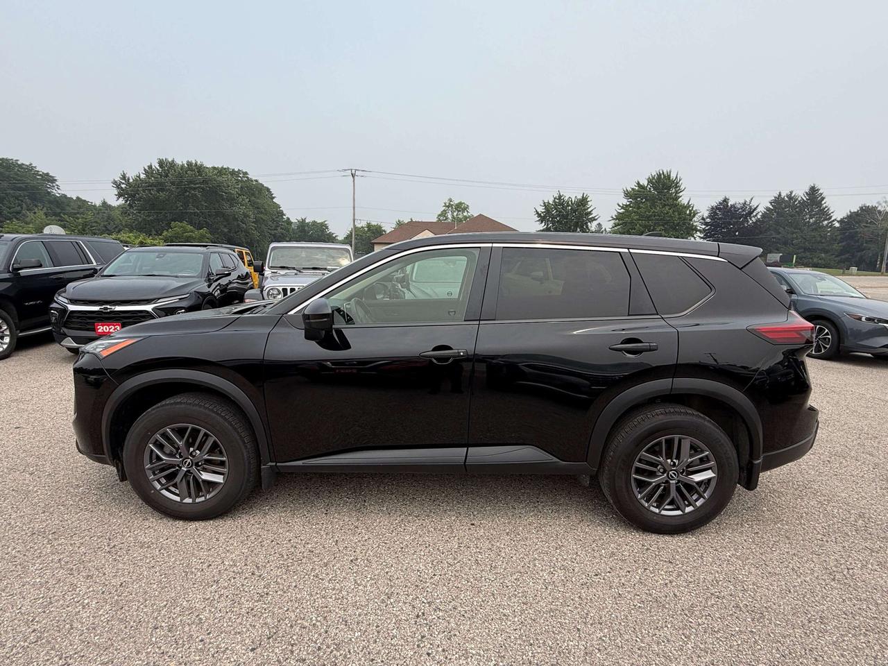 2024 Nissan Rogue S, AWD, REMOTE START, BALANCE OF FACTORY WARRANTY! Photo