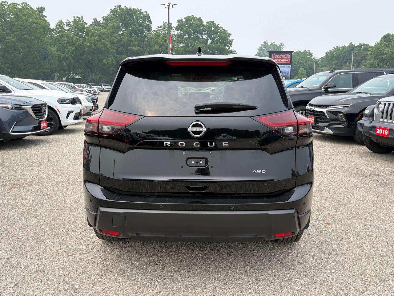 2024 Nissan Rogue S, AWD, REMOTE START, BALANCE OF FACTORY WARRANTY! - Photo #7